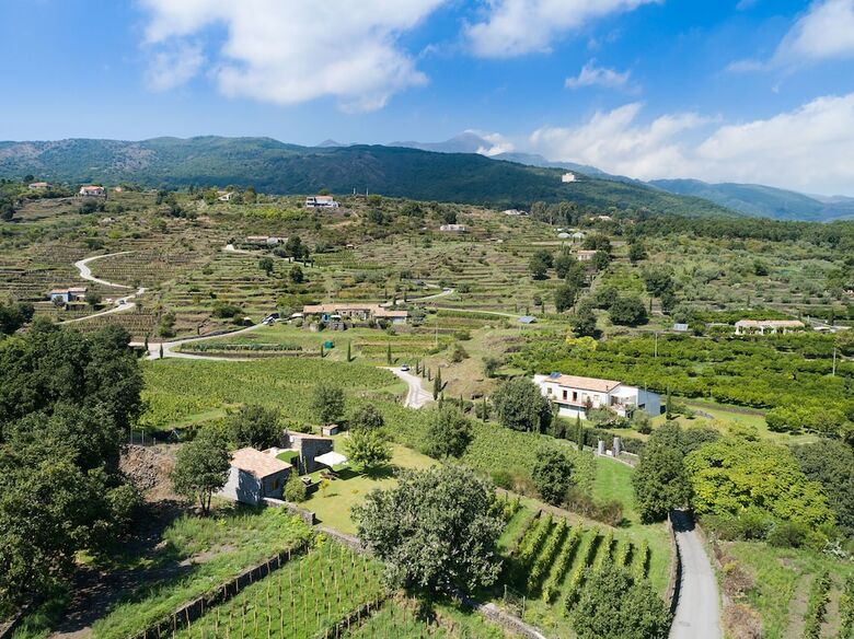 Agroturismo Monaci Delle Terre Nere