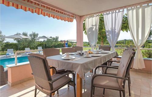 Holiday Home Muntic Bb II