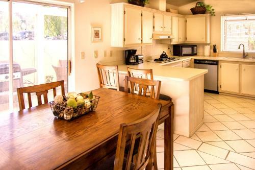 Hotel Emerald Desert Rv Resort