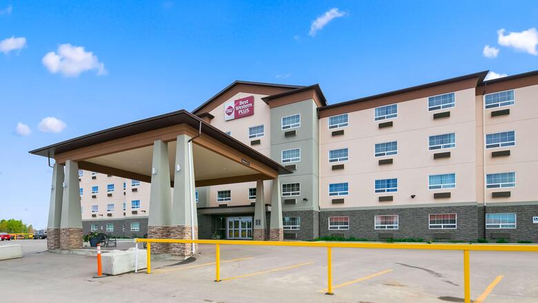 Best Western Plus Peace River Hotel & Suites