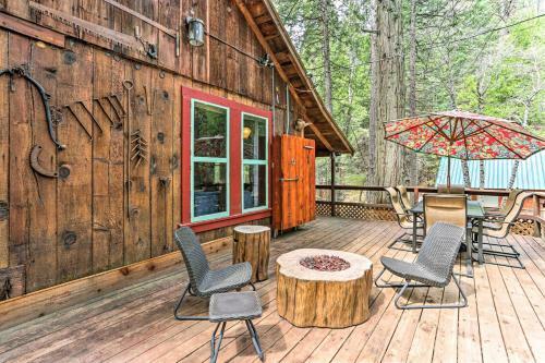 Rustic Oakhurst Cabin About 8 Mi To Yosemite Np!