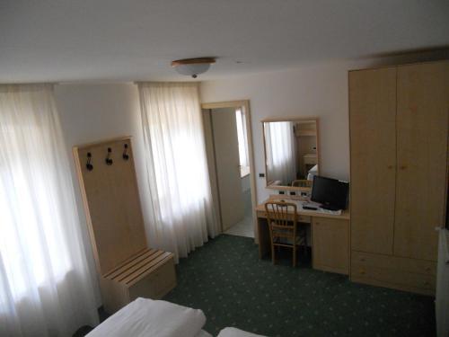 Hotel Albergo Alpino