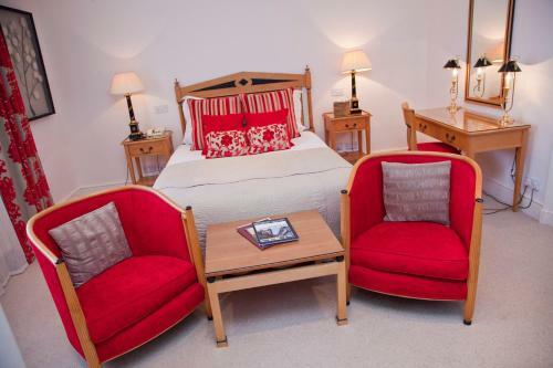 Rowton Hall Hotel And Spa
