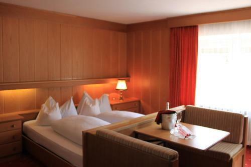 Hotel Albergo Alisander