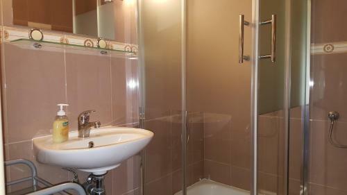 Bed & Breakfast Kitti Panzio