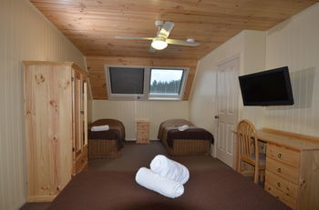 Lodge Black Gold Country Cabins