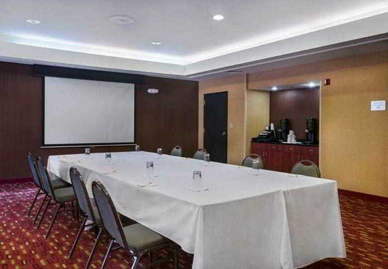 Hotel Courtyard By Marriott Boston Westborough