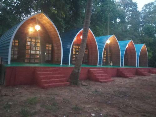 Surya Home Stay Resort