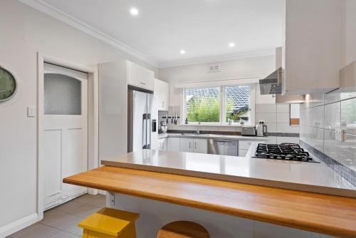 Beautiful Suburban, Home-away-from-home