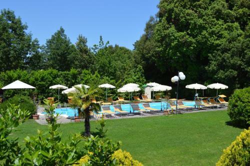Hotel Monti