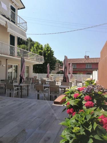 Hotel Monti