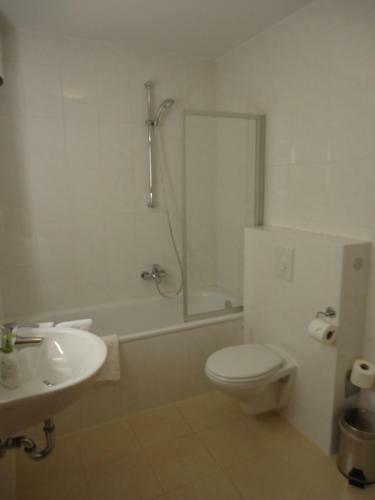 Btt Serviced Apartments