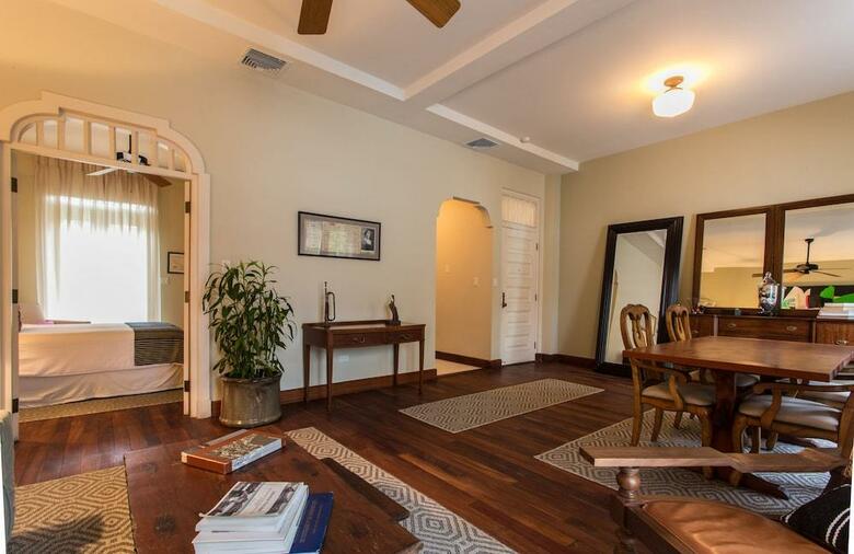 Hotel Las Clementinas