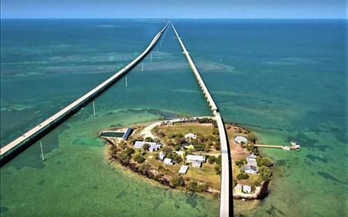 The Florida Keys Treehouse In Marathon, Fl