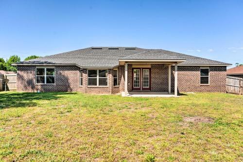 Cozy Milton Home About 32 Mi To Pensacola Beach!