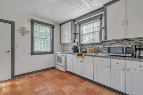 Hostal Comfy Pet Friendly Home In Jacksonville Mins To Downtown?s
