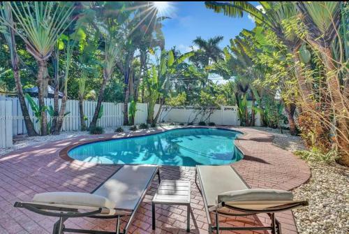 Villa Beach House W/ Heated Pool