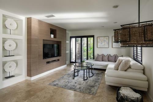 Olde Naples Villa