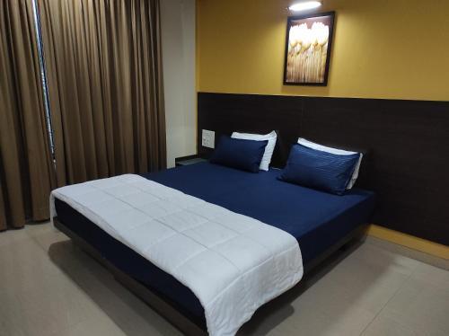 1bhk AC Service Apartment 103