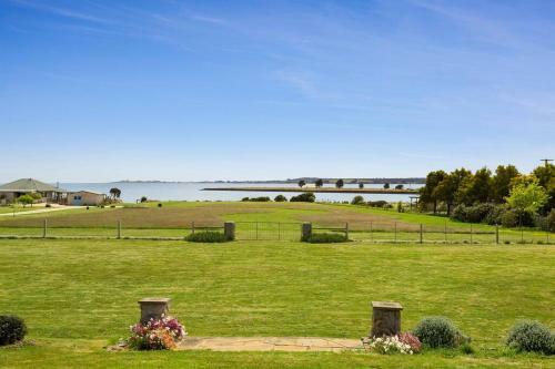 Waterfront Home Tamar Valley Tasmania