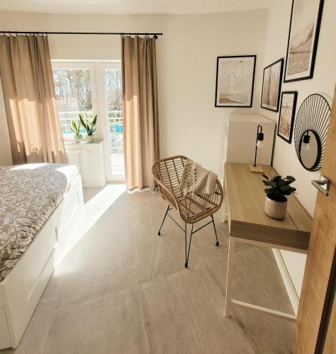 Apartamento Coastal Retreat W/ Balcony, Shared Pool&tennis