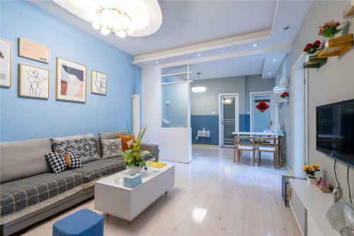 Locals Apartment Inn 67