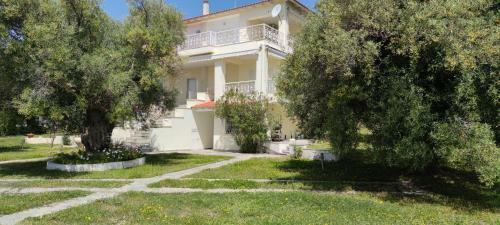 Groundfloor Apartment In Mola