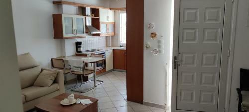 Groundfloor Apartment In Mola