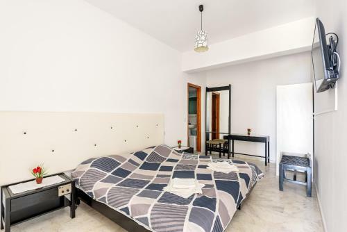 Hostal Angela Apartments New Listing