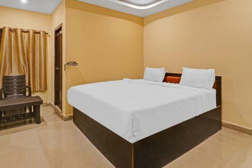 Oyo 89097 Hotel The Royal Inn