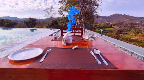 Takhat Villa By Shrigo Hotels