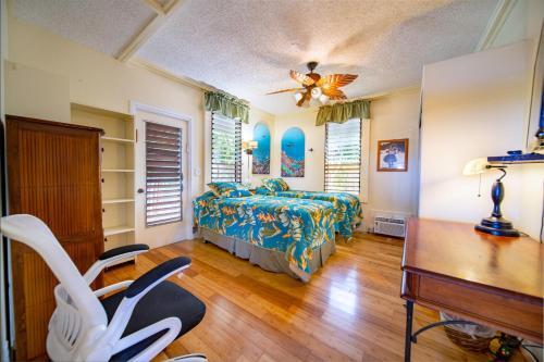 Oceanfront Lahaina Front Street Private Home