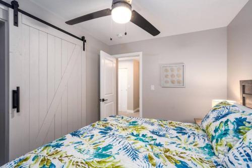 Refreshing Renovation Walk To The Beach