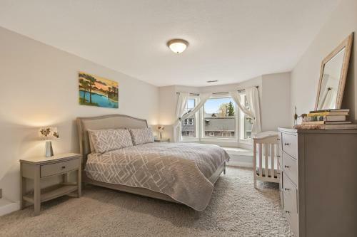 Ash Avenue Abode