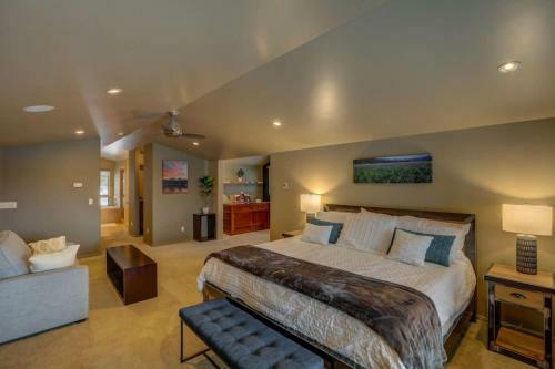 Mackinaw Manor By Casago Mccall - Donerightmanagement