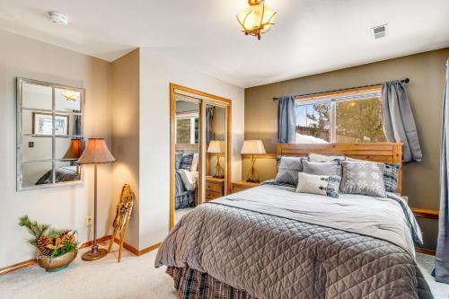 River And Mountain View Retreat
