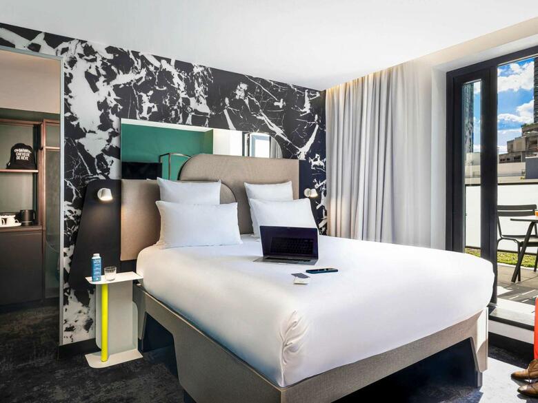 Hotel Tribe Paris La Defense Esplanade