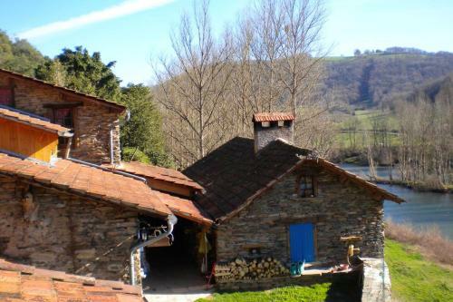 Maison D'une Chambre Avec Terrasse A Bellegarde Marsal