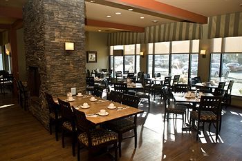 Village Green Hotel And Casino - Standard Cb