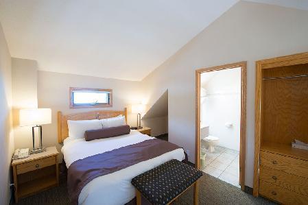 Hotel Waterton Glacier Suites - Deluxe Suite