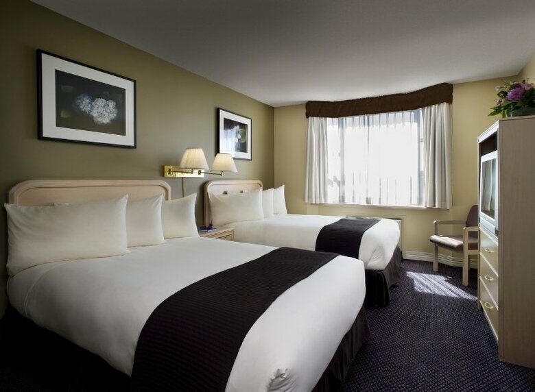 Coast Vancouver Airport Hotel