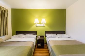 Motel 6 Green Bay