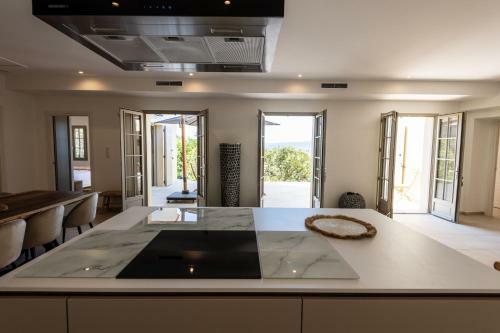 Grimaou - Villa Proven�ale Avec Piscine