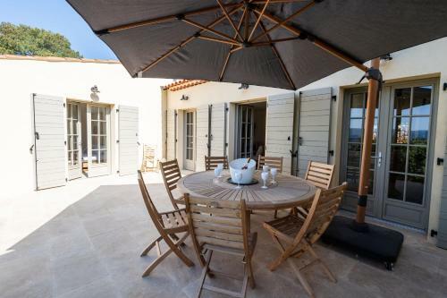 Grimaou - Villa Proven�ale Avec Piscine