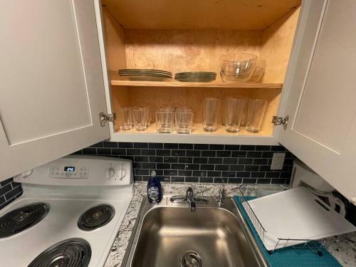 Affordable One Bedroom Apartment (13) Sleeps 4