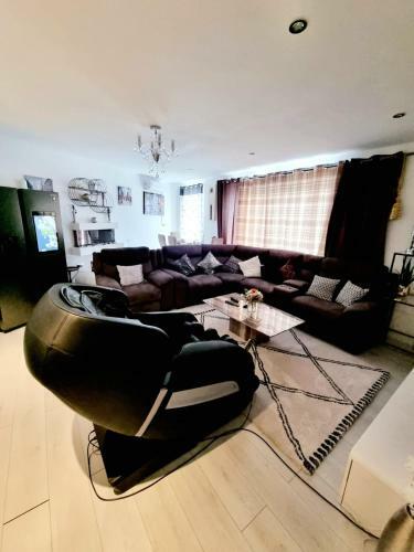 Lux, Cosy 2 Bedroom Apartment.