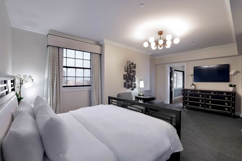 Hotel Le Meridien Dallas, The Stoneleigh