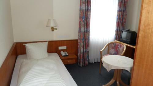 Hostal Hotel Restaurant Ketterer Am Kurgarten