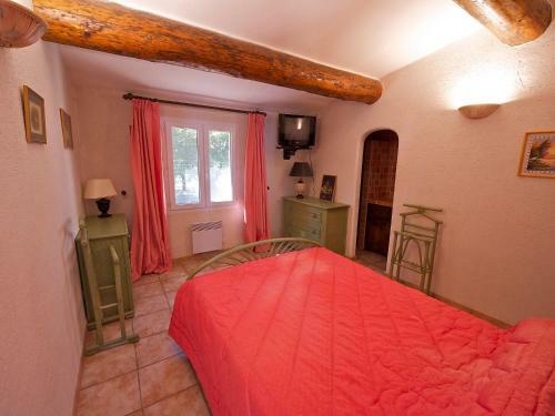 Holiday Home Maison Laugier Cucuron