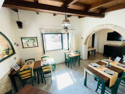 Costa Del Gallo A 4-bed Cottage In Sulmona